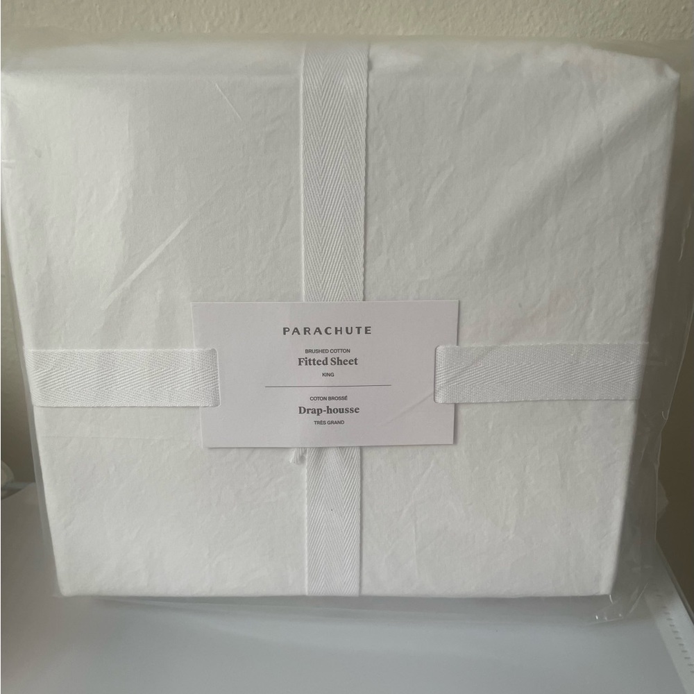 Parachute White Brushed Cotton Fitted Sheet - king Size - Sealed & NEW